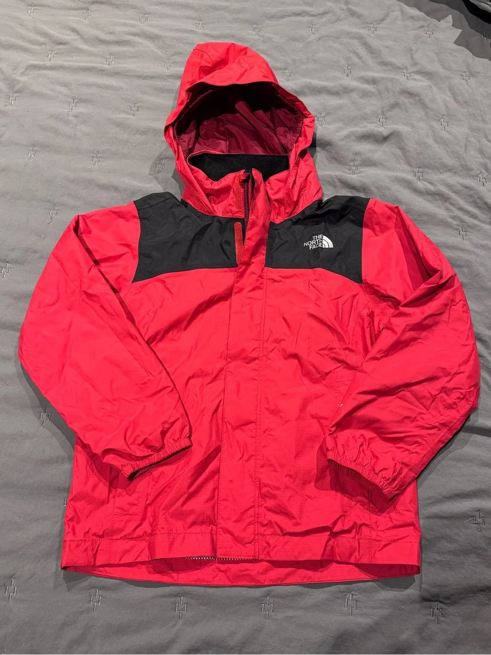 The North Face Kids Two-Tone Red and Black Hooded Rain Jacket - Size XS (6)